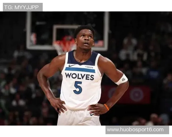 森林狼六人得分上双却难逃败局团队表现未能转化为胜利