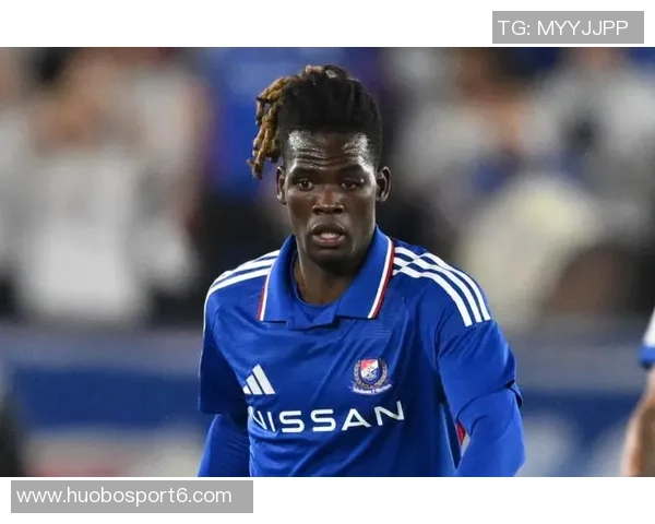 海港新援克劳德感谢横滨水手经历将助力未来成长之路 海港新援克劳德感谢横滨水手经历将助力未来成长之路